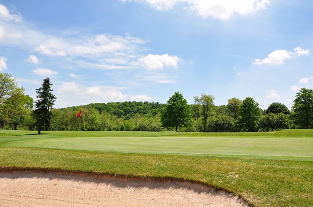 Golf Hidden Valley Golf Club